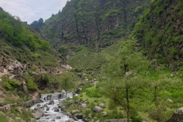 valley-of-kashmir-with-dachigam-national-park